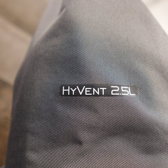 The North Face FuseForm Dot Matrix Rain Jacket Women’s Large Gray HyVent - Picture 11 of 16